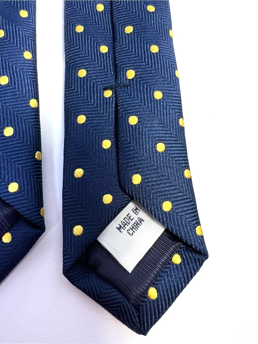 IZOD Men’s Navy Blue Yellow Polka Dot Textured Herringbone Tie Classic Length